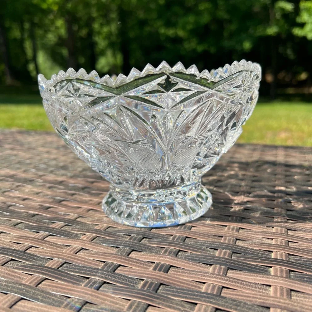 Vintage Cut‎ Lead Crystal Bowl Pinwheel Hobstar Pattern Pedestal Foot Scalloped